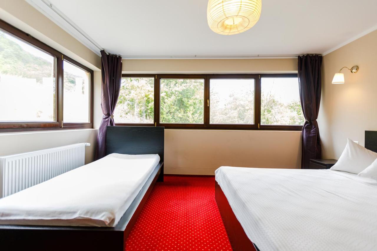 Rex Infinity View 4* Cazanele Dunarii Dubova Exterior photo