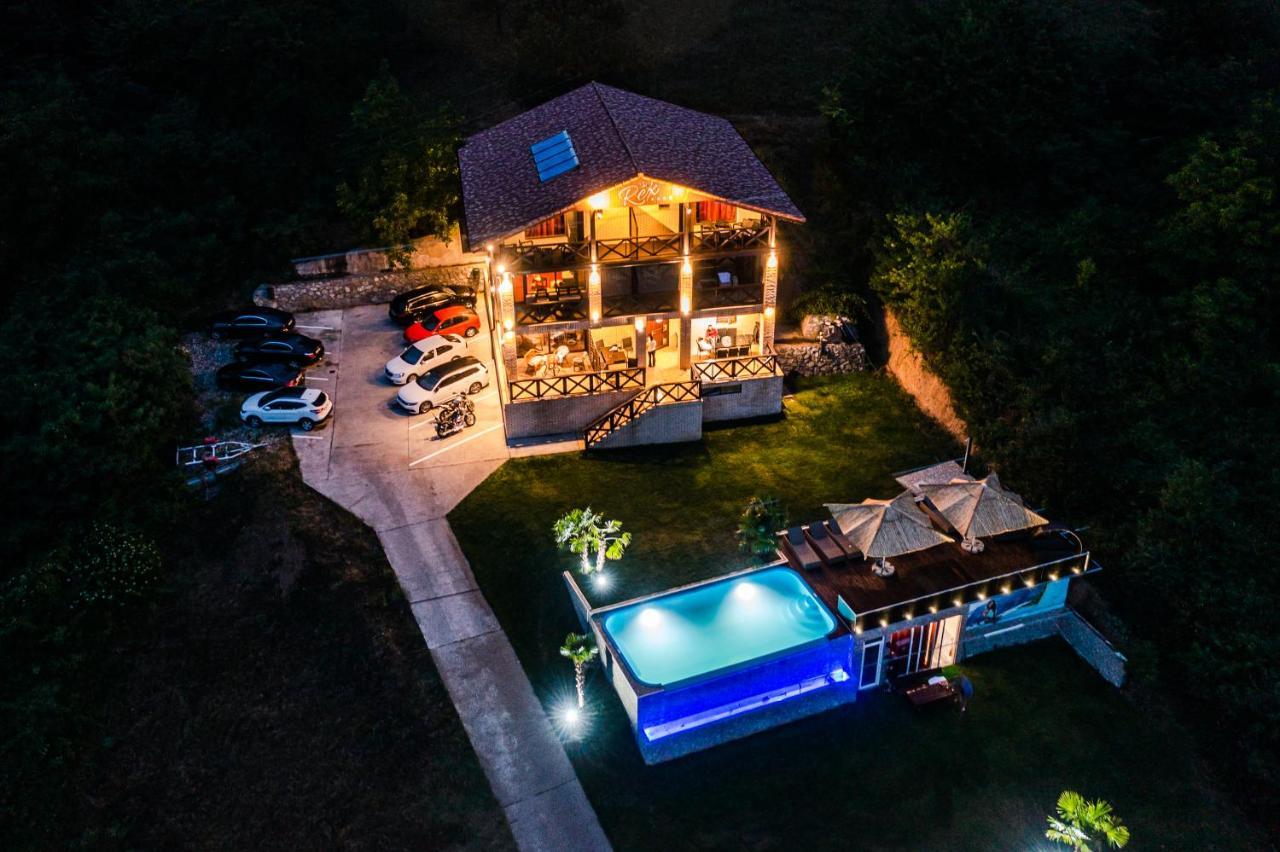 Rex Infinity View 4* Cazanele Dunarii Dubova Exterior photo