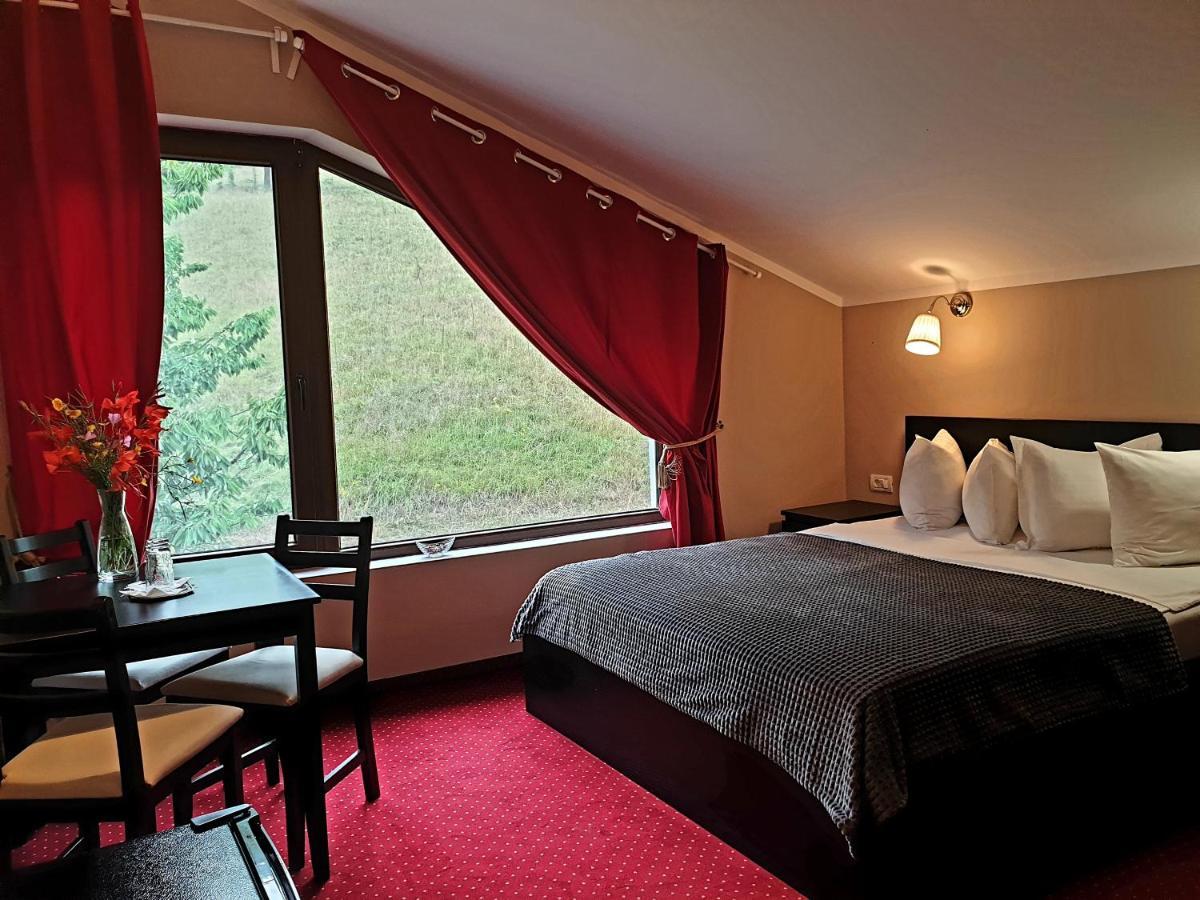 Rex Infinity View 4* Cazanele Dunarii Dubova Exterior photo