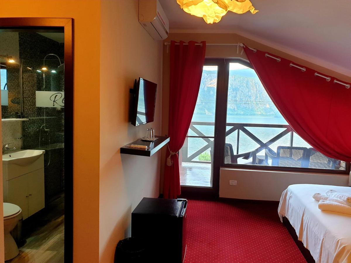 Rex Infinity View 4* Cazanele Dunarii Dubova Exterior photo